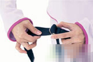 <a href='http://www.99-jk.com/html/yj/index.html'><u>瑜伽</u></a>绳使用方法