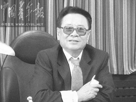 辽宁阜新“退休高官”王亚忱。本报记者 刘万永 摄