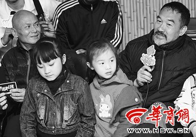电影《血缘》西安沣峪口热拍 梁家仁力挺星爷