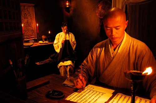 《爱有来生》上映首日惹哭观众 赞段奕宏演得好