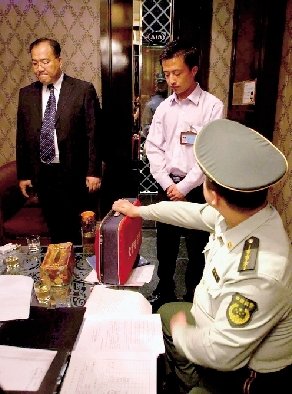 北京警方查天上人间等4夜总会 陪侍小姐很平静
